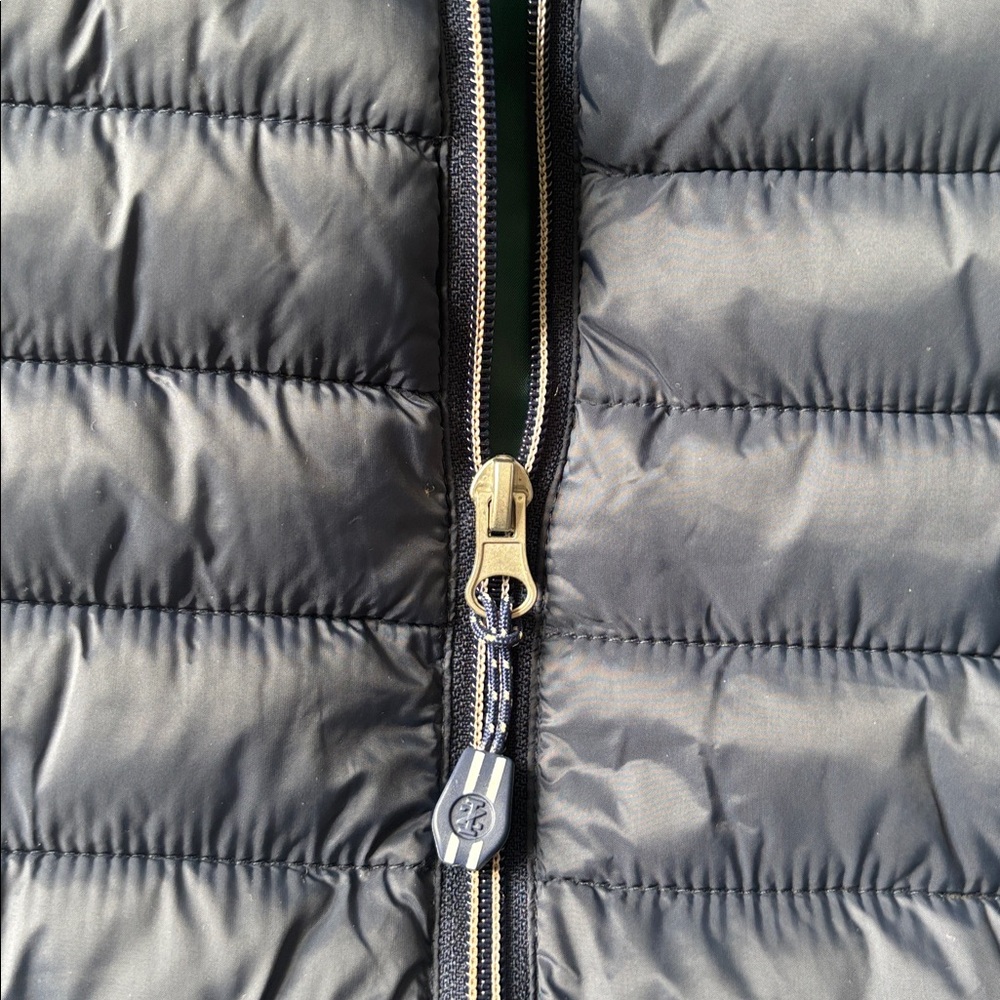 Izod Navy Quilted Puffer Vest with Green Trim - Picture 3 of 8